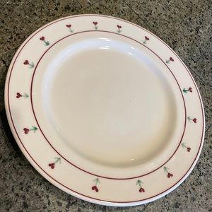 Cute 12” Valentine’s heart ♥️ flowers cookie platter plate